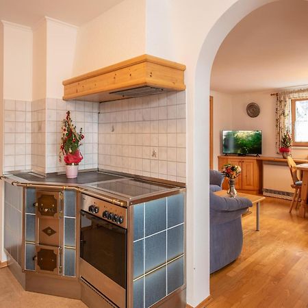 Apartment Johann In Wald Im Pinzgau With Balcony Bagian luar foto