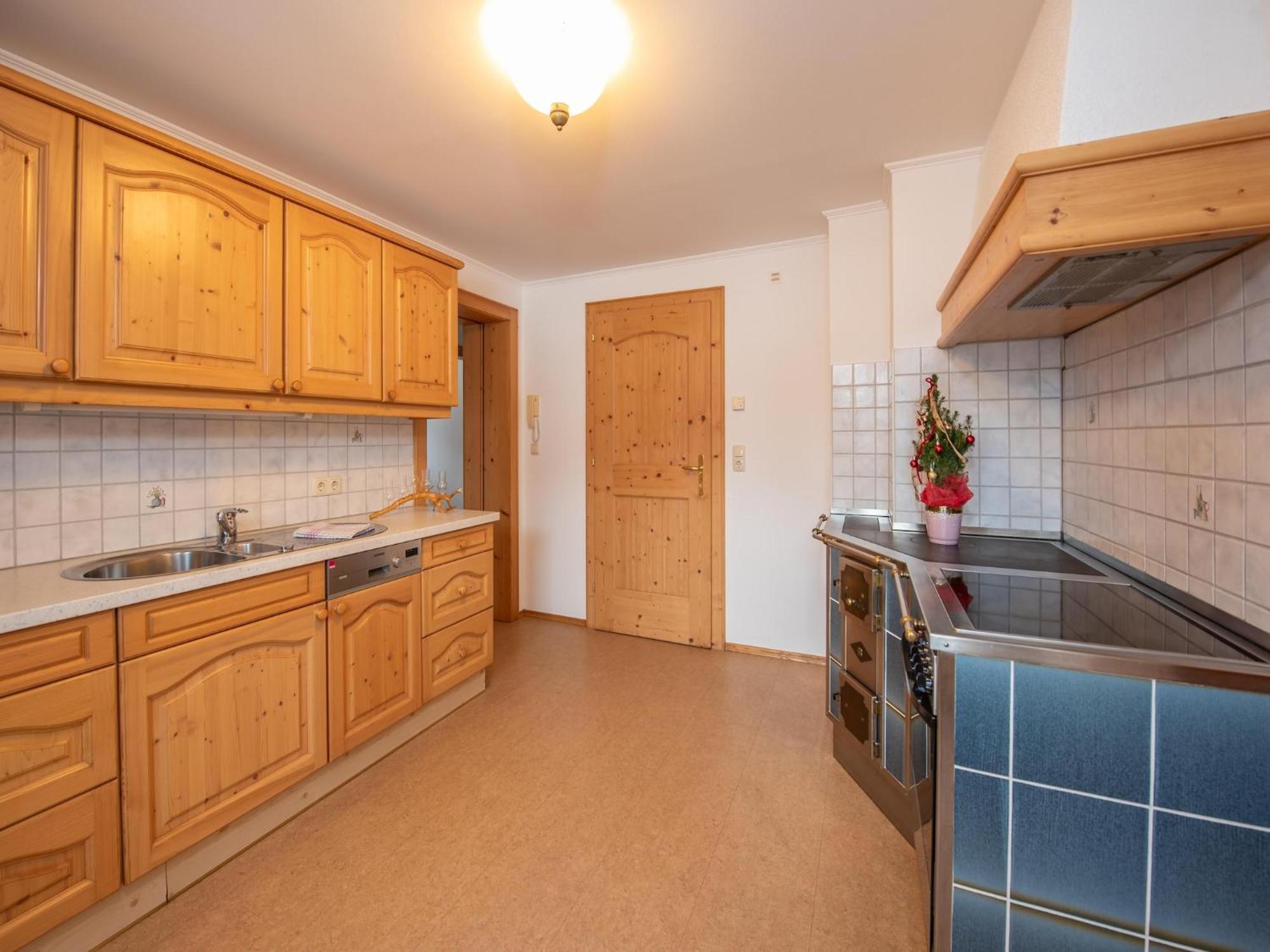 Apartment Johann In Wald Im Pinzgau With Balcony Bagian luar foto