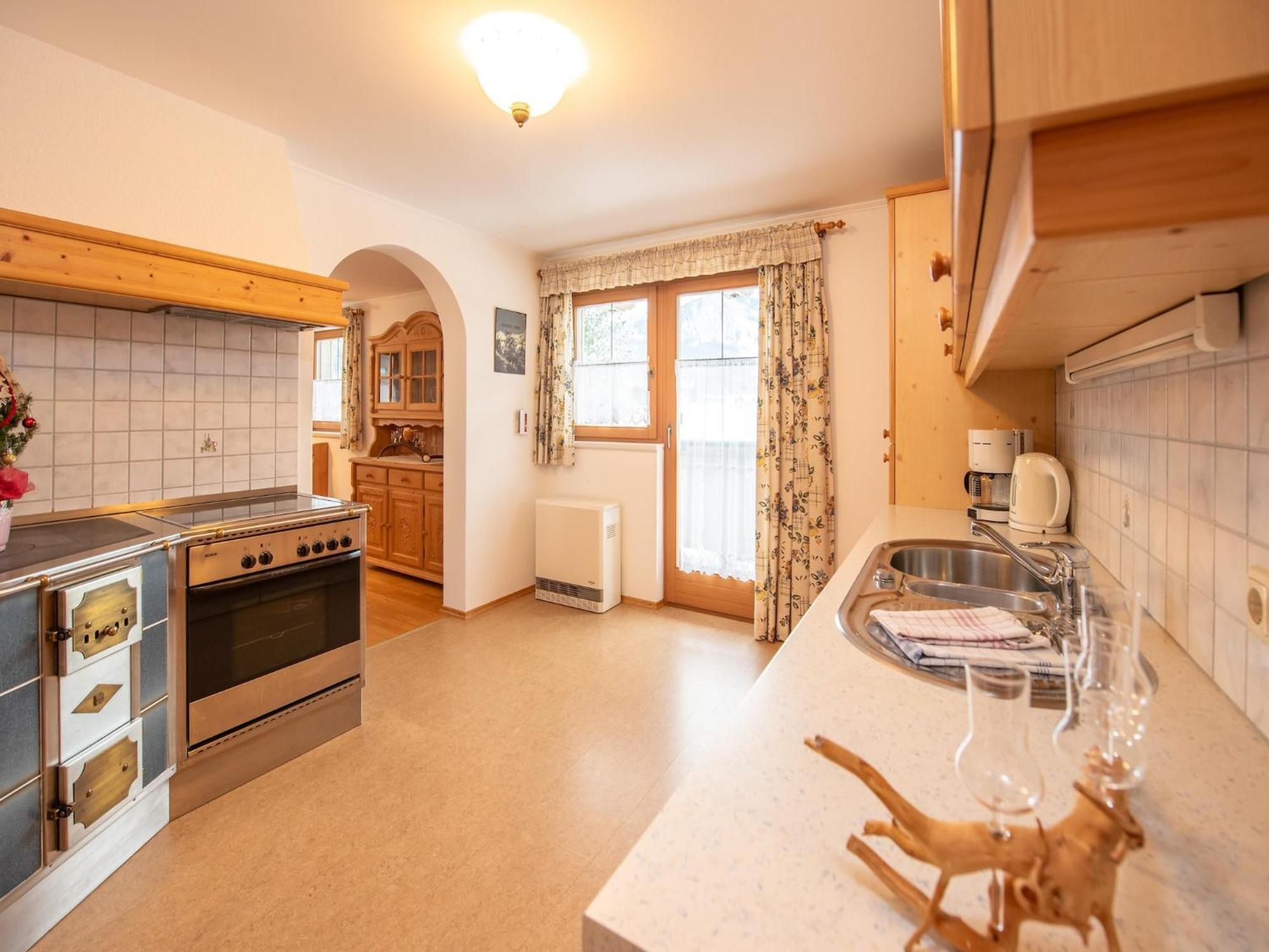 Apartment Johann In Wald Im Pinzgau With Balcony Bagian luar foto