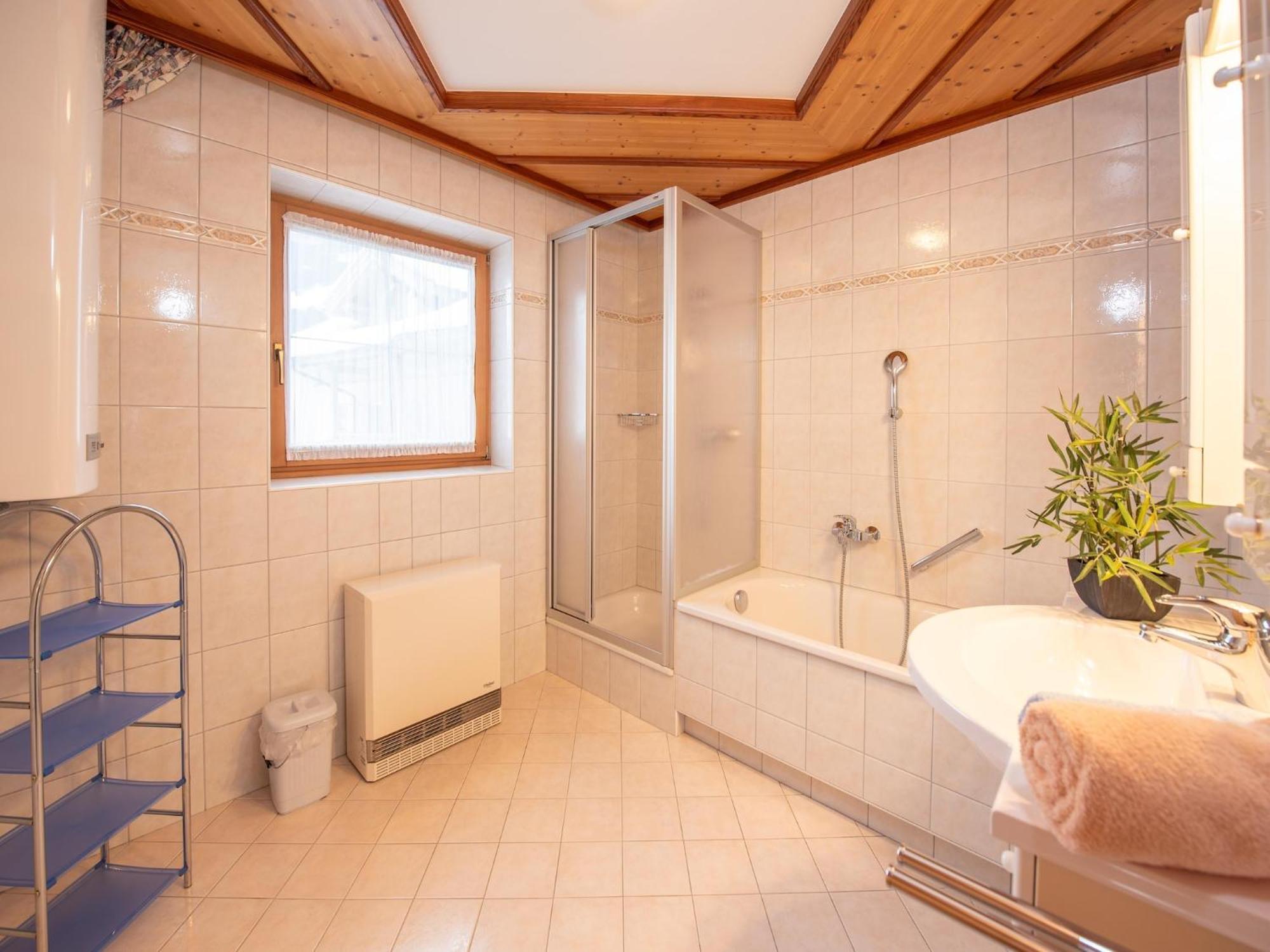 Apartment Johann In Wald Im Pinzgau With Balcony Bagian luar foto