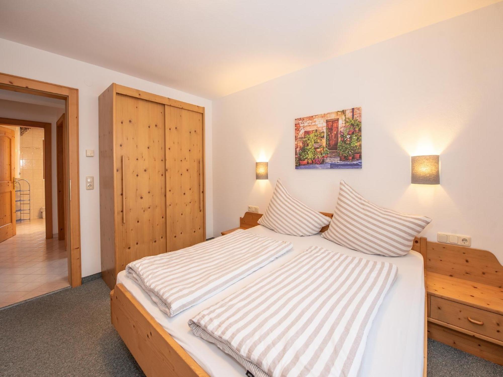 Apartment Johann In Wald Im Pinzgau With Balcony Bagian luar foto